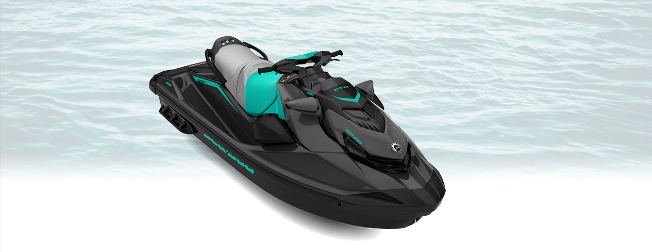 Pareja montando en la SEA-DOO GTI SE