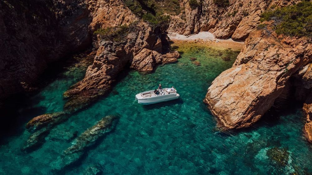 yate e23 vista aérea